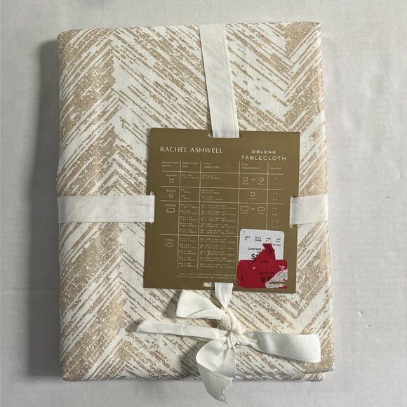 Rachel Ashwell Tablecloth Oblong  60" × 84"‎ White Metallic Rose Gold Patterned - Picture 6 of 8